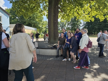 Viele Ehemaligen trafen sich am LBZH BS