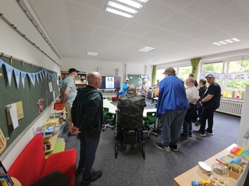 Viele Ehemaligen trafen sich am LBZH BS